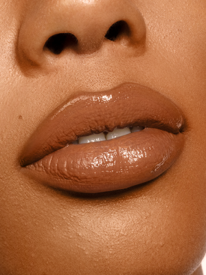 Light Lock Lip Gloss