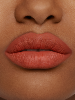 BLURRED MATTE LIP PLUMP
