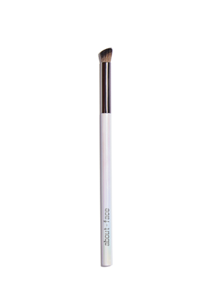 Define + Blend Crease Powder Brush