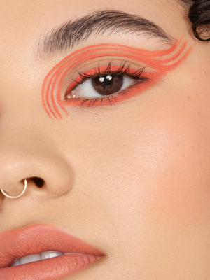 Matte Fluid Eye Paint