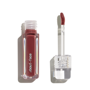 Light Lock Lip Gloss