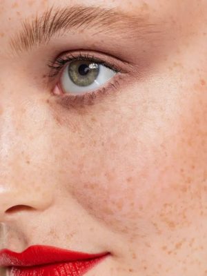 Matte Fluid Eye Paint