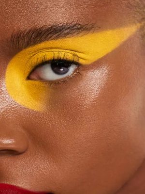 Matte Fluid Eye Paint