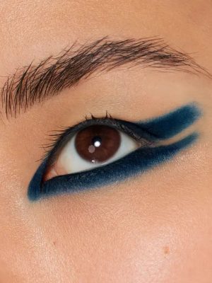 Matte Fluid Eye Paint